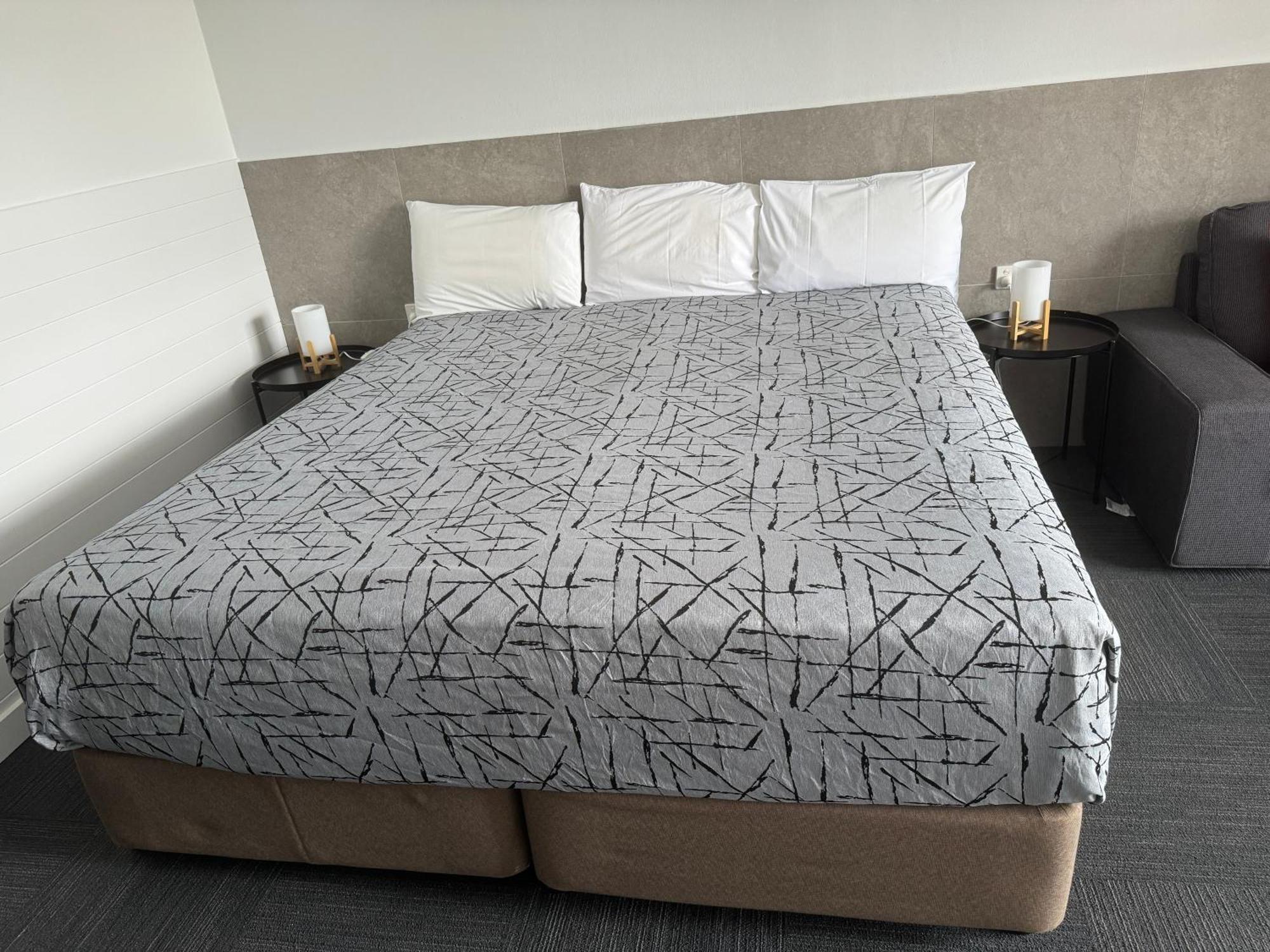 Longreach Motor Inn Ngoại thất bức ảnh