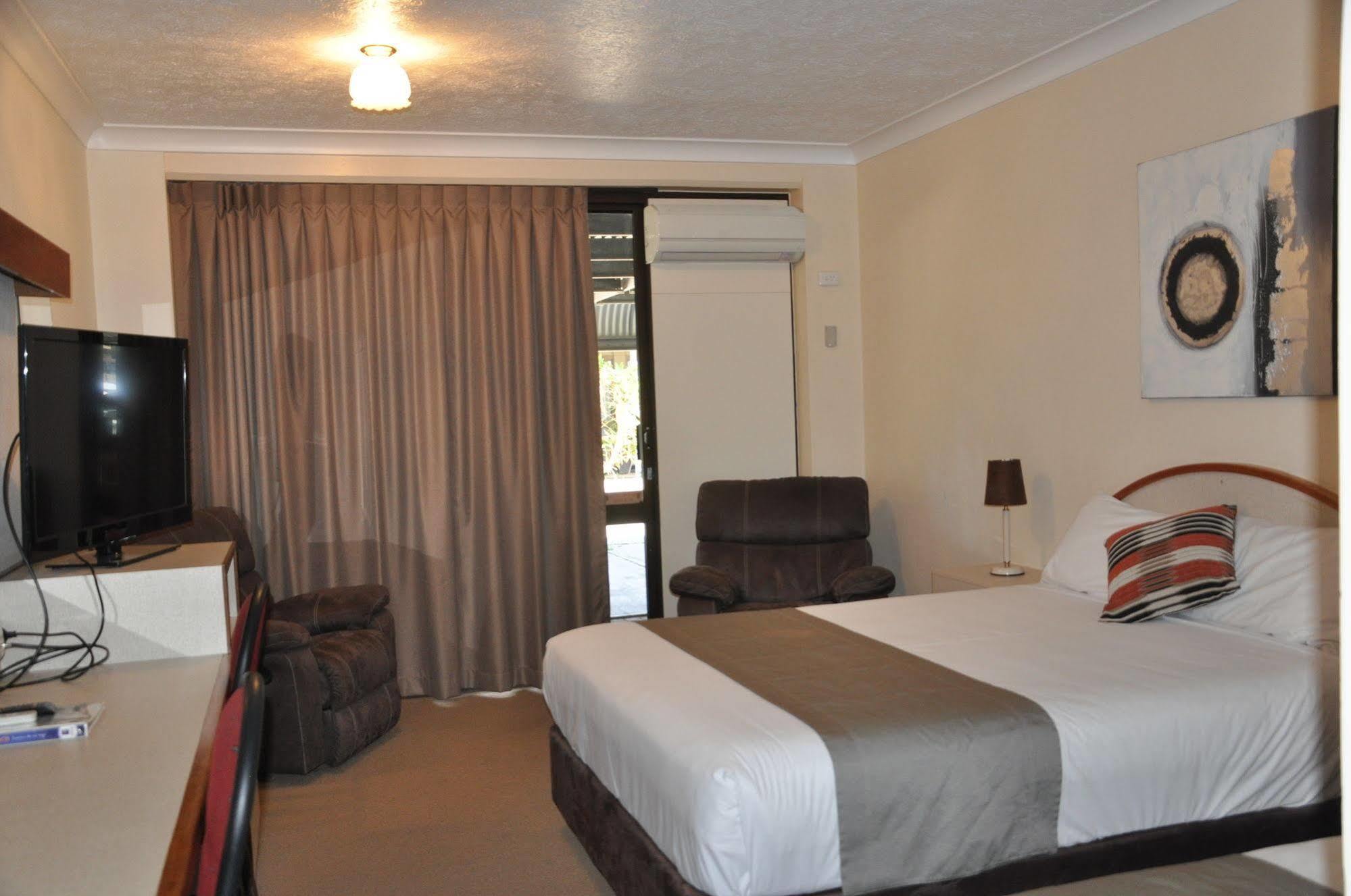Longreach Motor Inn Ngoại thất bức ảnh
