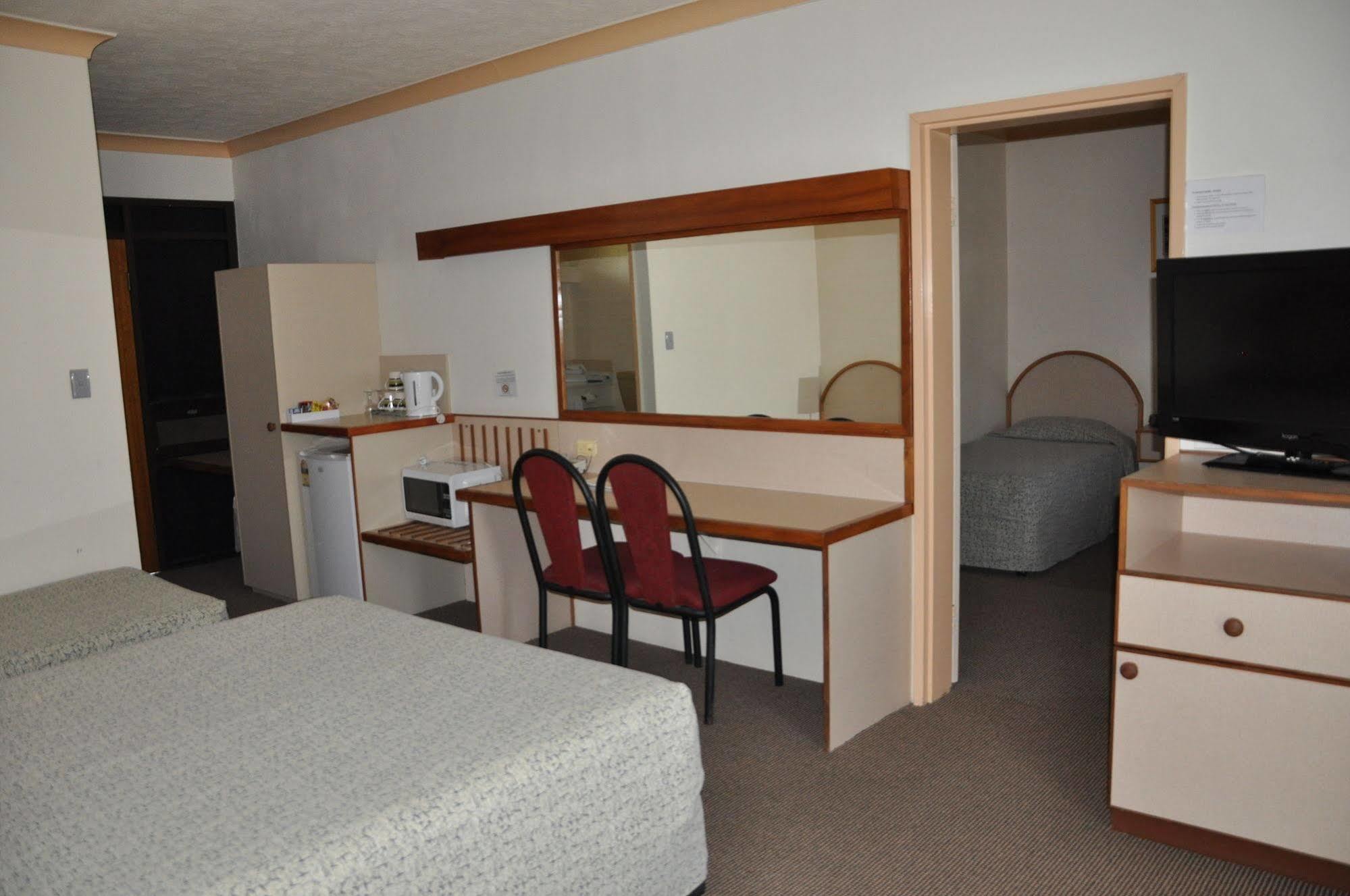 Longreach Motor Inn Ngoại thất bức ảnh